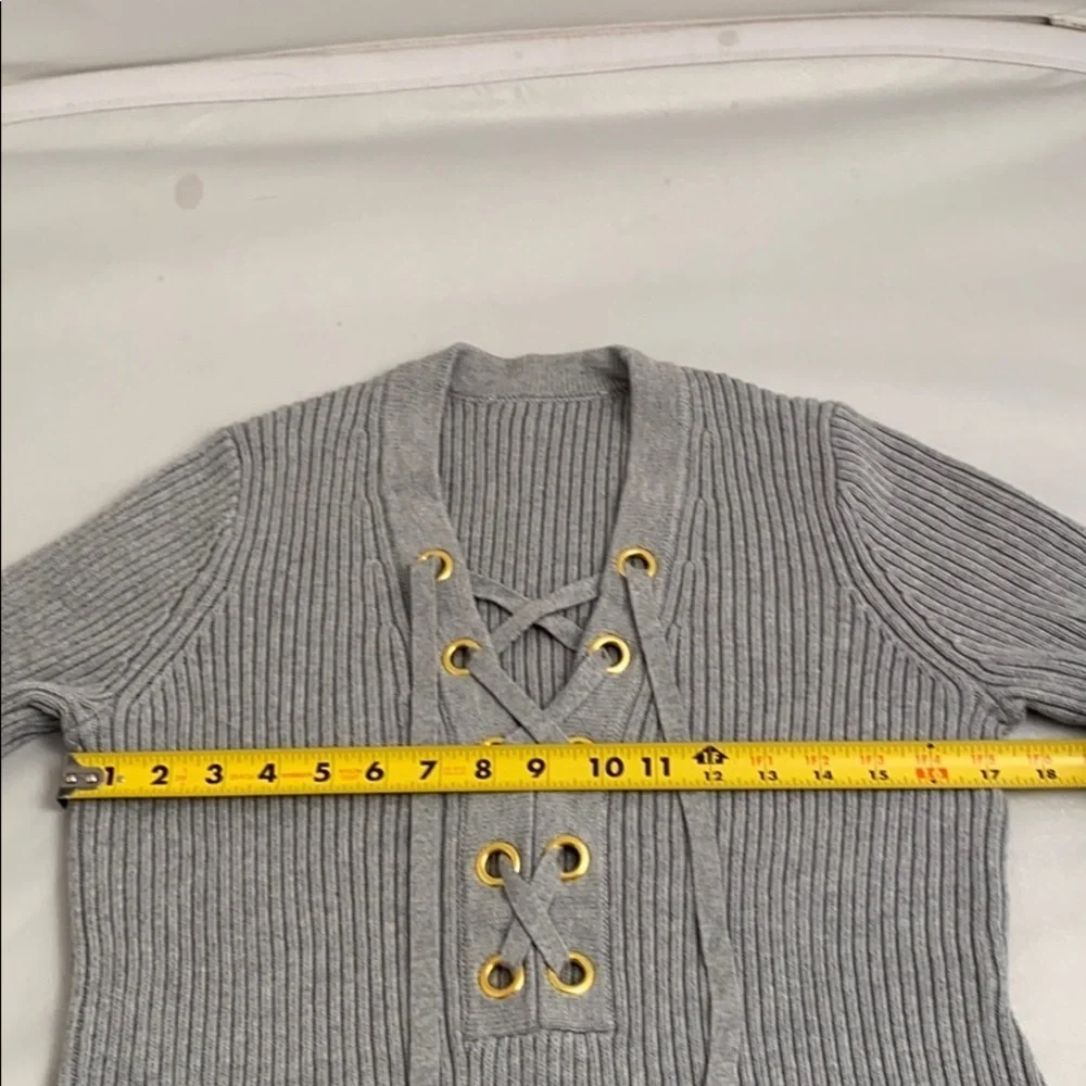 Michael Kors gray lace up ribbed three quarter sleeve sweater